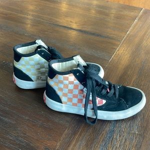 {Vans} Sk8-Hi Kids Rainbow Checkered